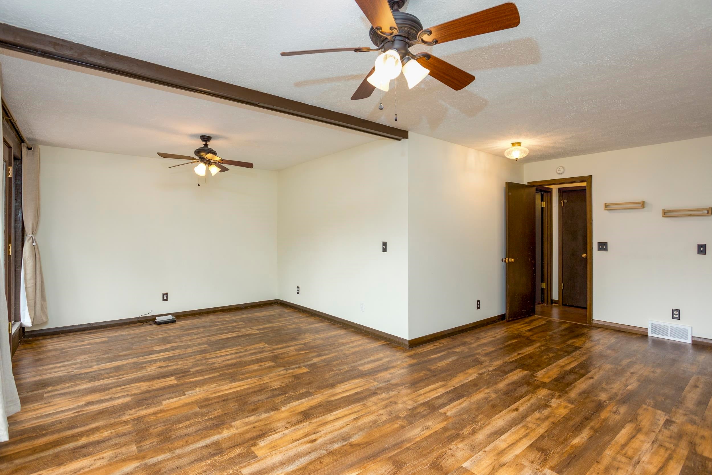 48 Hamill Road Huntington, WV 25701 - Photo 22 of 31 Gallery Image 22