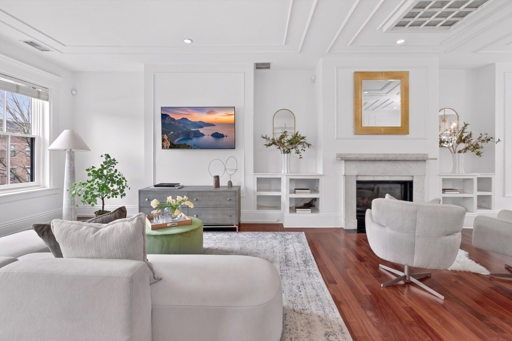 65 Rutland Street, Unit PH3 Boston, MA 02118 - Photo 6 of 24 Gallery Image 6