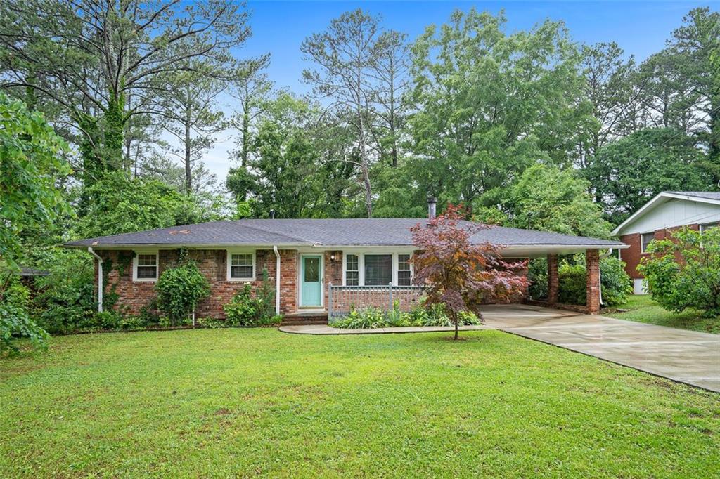 890 Oriole Ln S East  