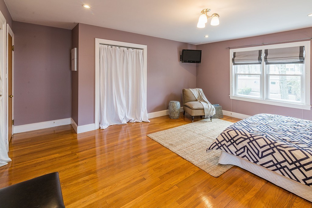 45 Beresford Road Brookline, MA 02467 - Photo 15 of 24 Gallery Image 15