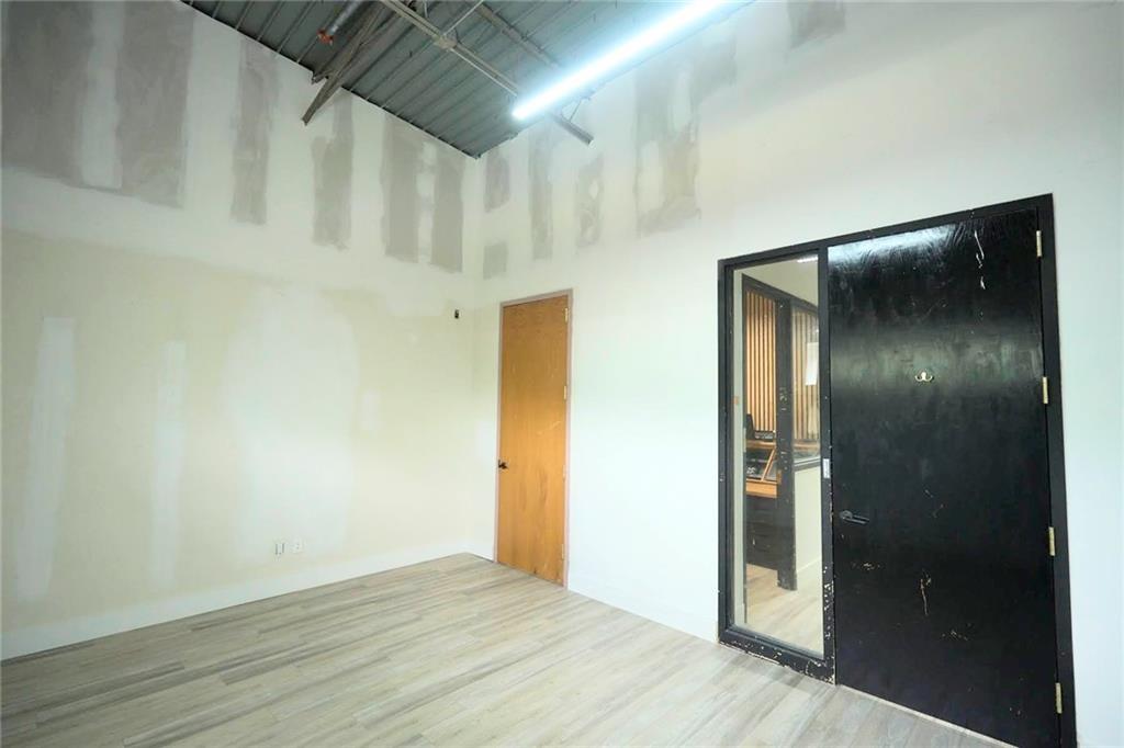 8215 Roswell Road, Unit 310 Atlanta, GA 30350 - Photo 12 of 28