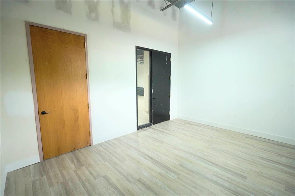 8215 Roswell Road, Unit 310 Atlanta, GA 30350 - Photo 13 of 28