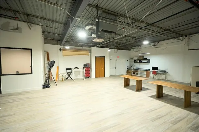 $2,895 | 8215 Roswell Road, Unit 310, Atlanta, GA 30350