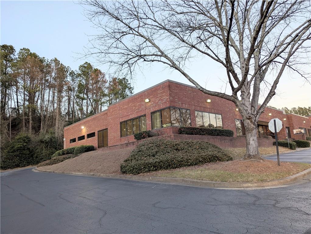 8215 Roswell Road, Unit 310 Atlanta, GA 30350 - Photo 3 of 28