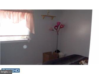 3382 Chesterfield Road Philadelphia, PA 19114 - Photo 9 of 12 Gallery Image 9