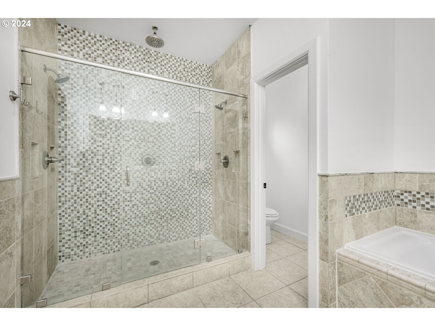 311 Washington Street Lyle, WA 98635 - Photo 15 of 29 a bathroom with a shower