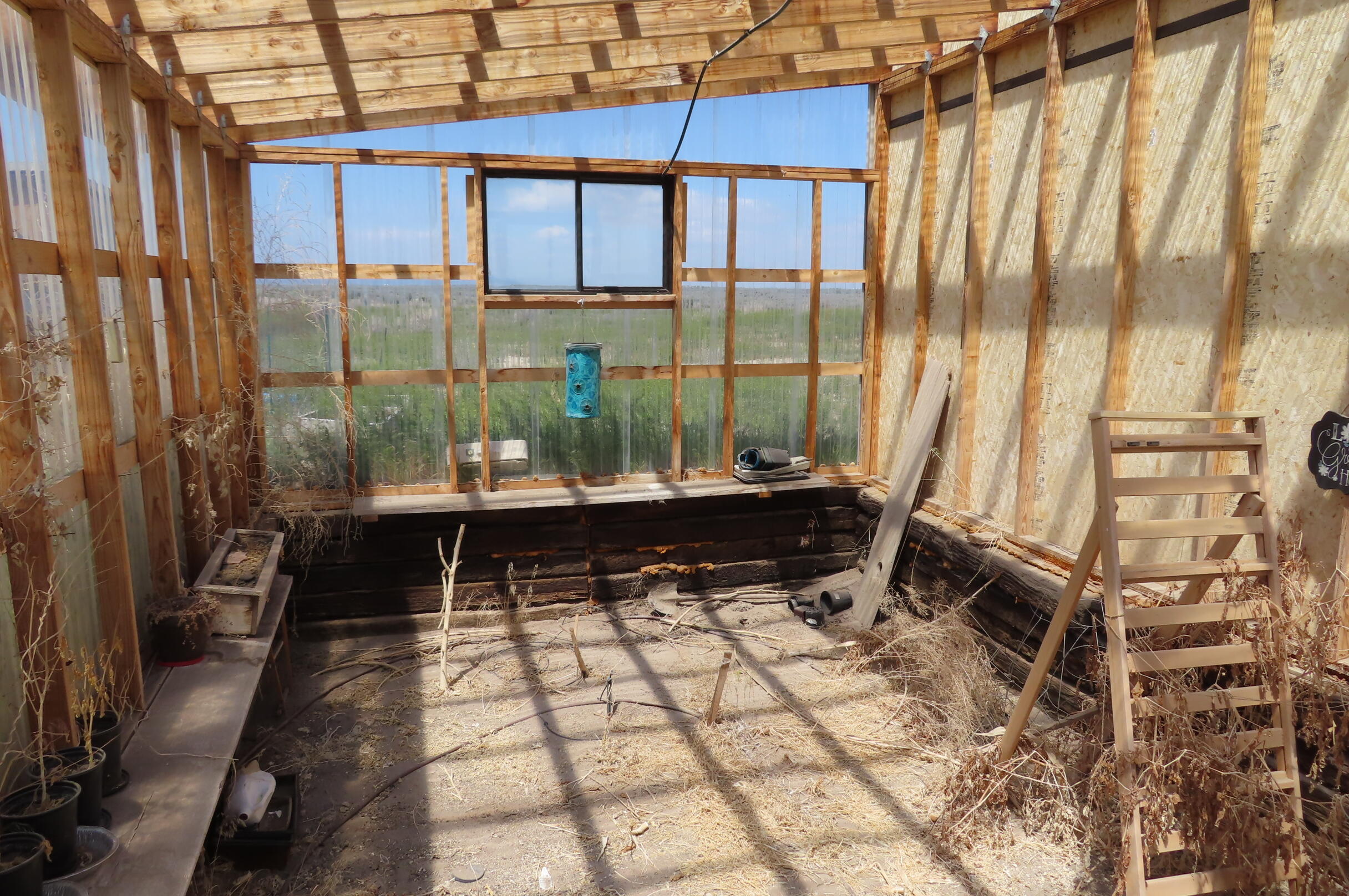 57752 North Oil Dri Road Silver Lake, OR 97638 - Photo 26 of 33 Sunken Green house