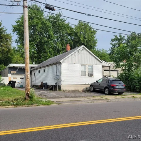 $115,000 | 1006 Wolf Street, Syracuse, NY 13208