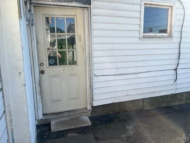 $115,000 | 1006 Wolf Street, Syracuse, NY 13208