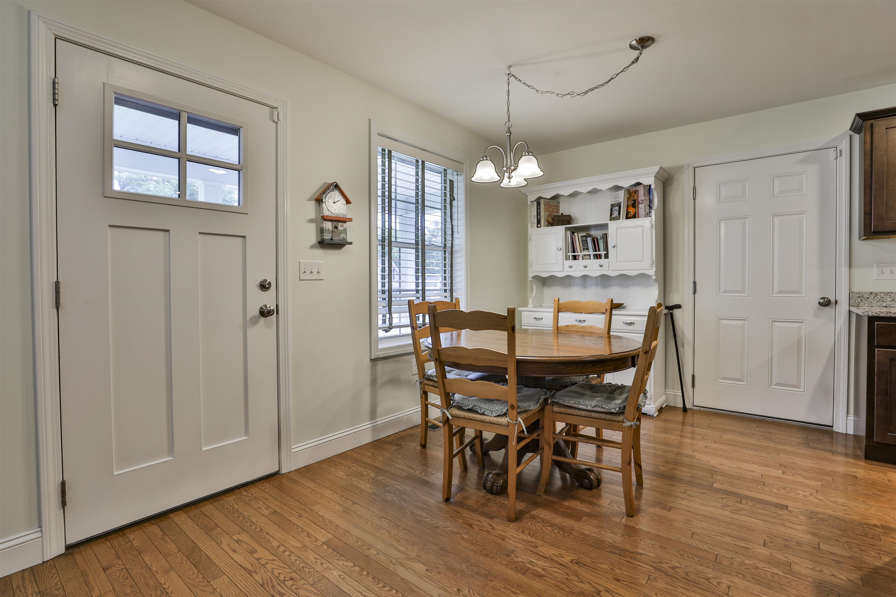 8 Cedar Way, Unit B Goffstown, NH 03045 - Photo 8 of 35