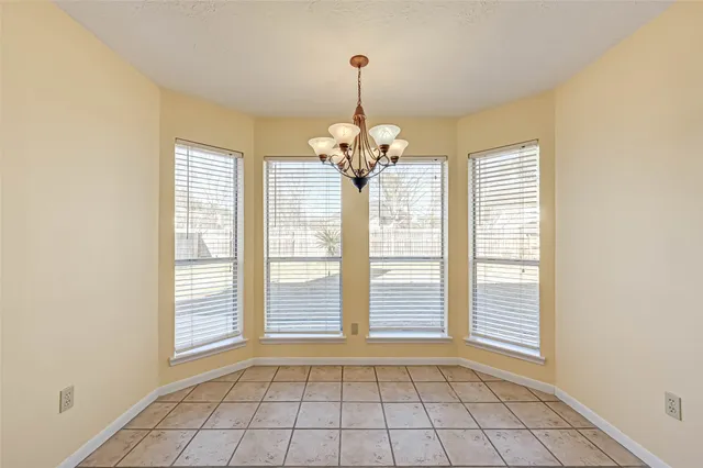 $2,275 | 13410 Lynnville Drive, Houston, TX 77065