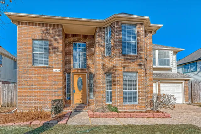 $2,275 | 13410 Lynnville Drive, Houston, TX 77065