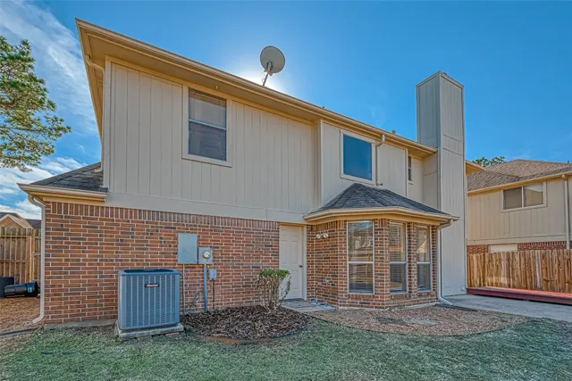 $2,275 | 13410 Lynnville Drive, Houston, TX 77065