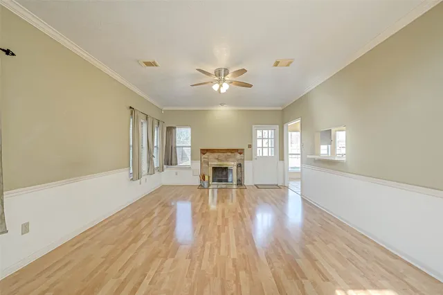 $2,275 | 13410 Lynnville Drive, Houston, TX 77065