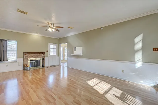 $2,275 | 13410 Lynnville Drive, Houston, TX 77065