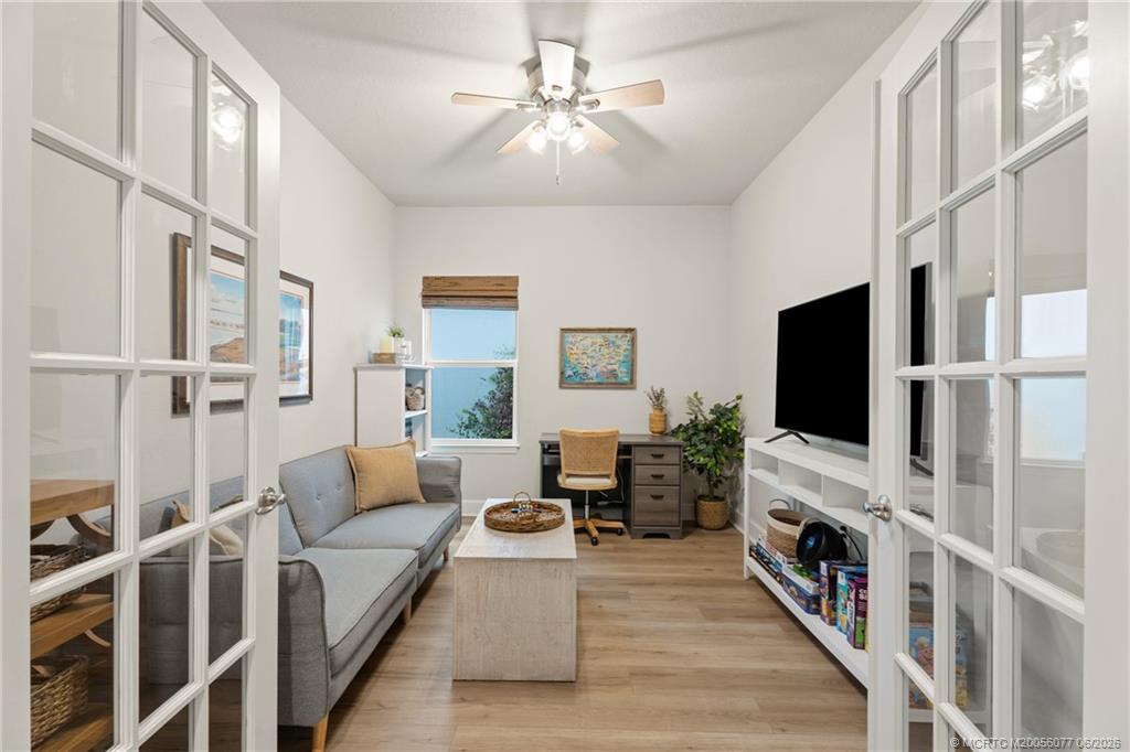 208 Southwest Pomeroy Street Stuart, FL 34997 - Photo 14 of 59