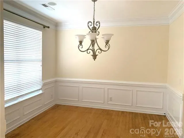 $2,400 | 9110 Scarcliff Lane, Charlotte, NC 28277