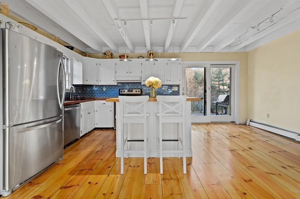 81 Aaron River Road Cohasset, MA 02025 - Photo 5 of 28