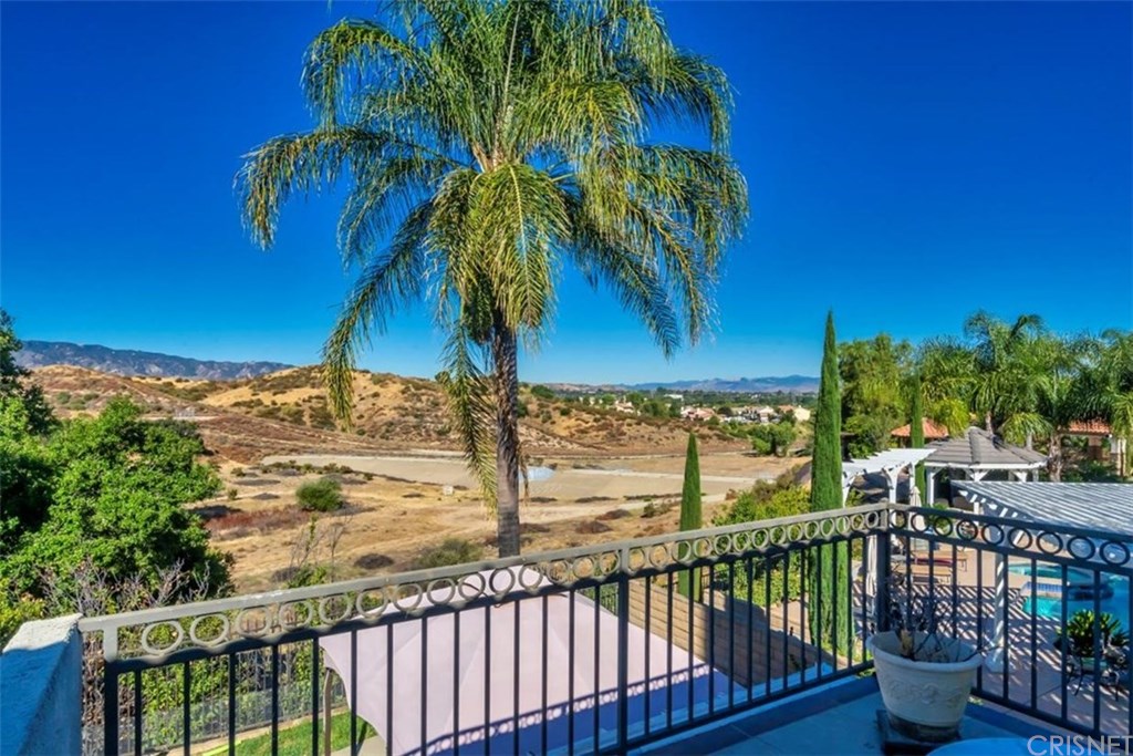 22324 Circle J Ranch Road Saugus, CA 91350 - Photo 32 of 46