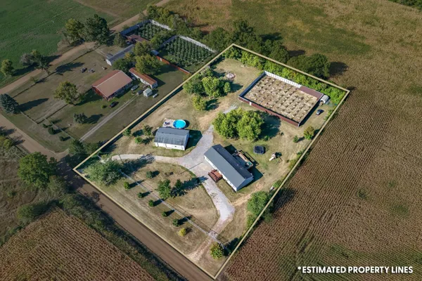 $419,000 | 7944 Gilmore Road, Reading, MI 49274