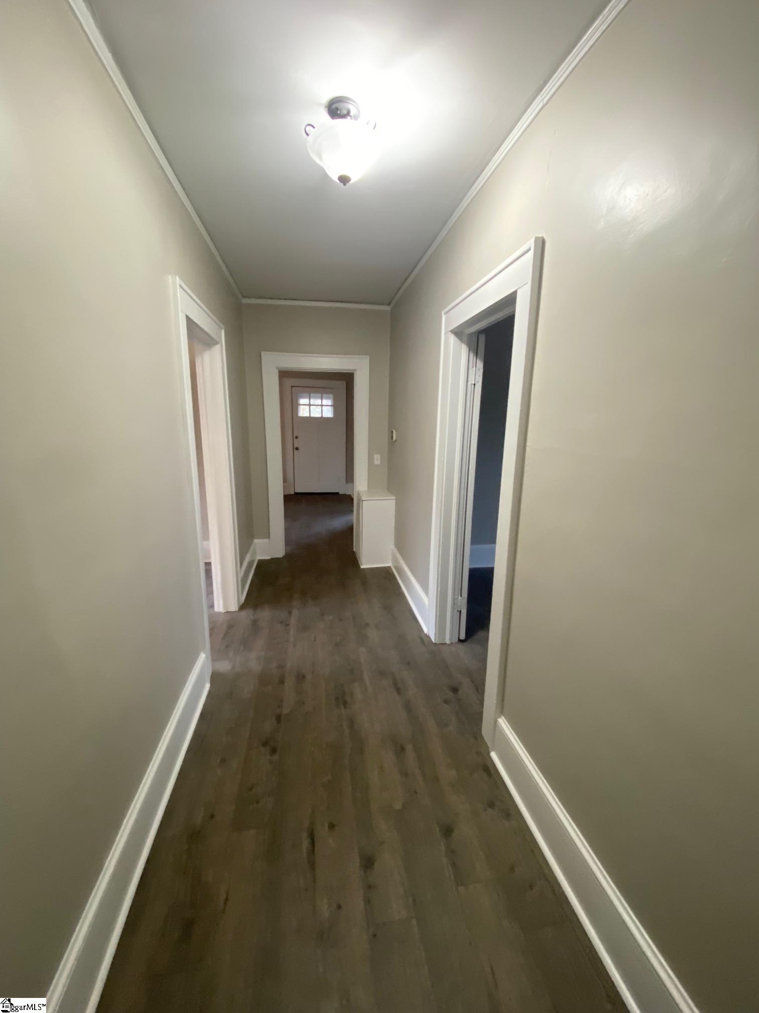 719 Chestnut Street Laurens, SC 29360 - Photo 14 of 17