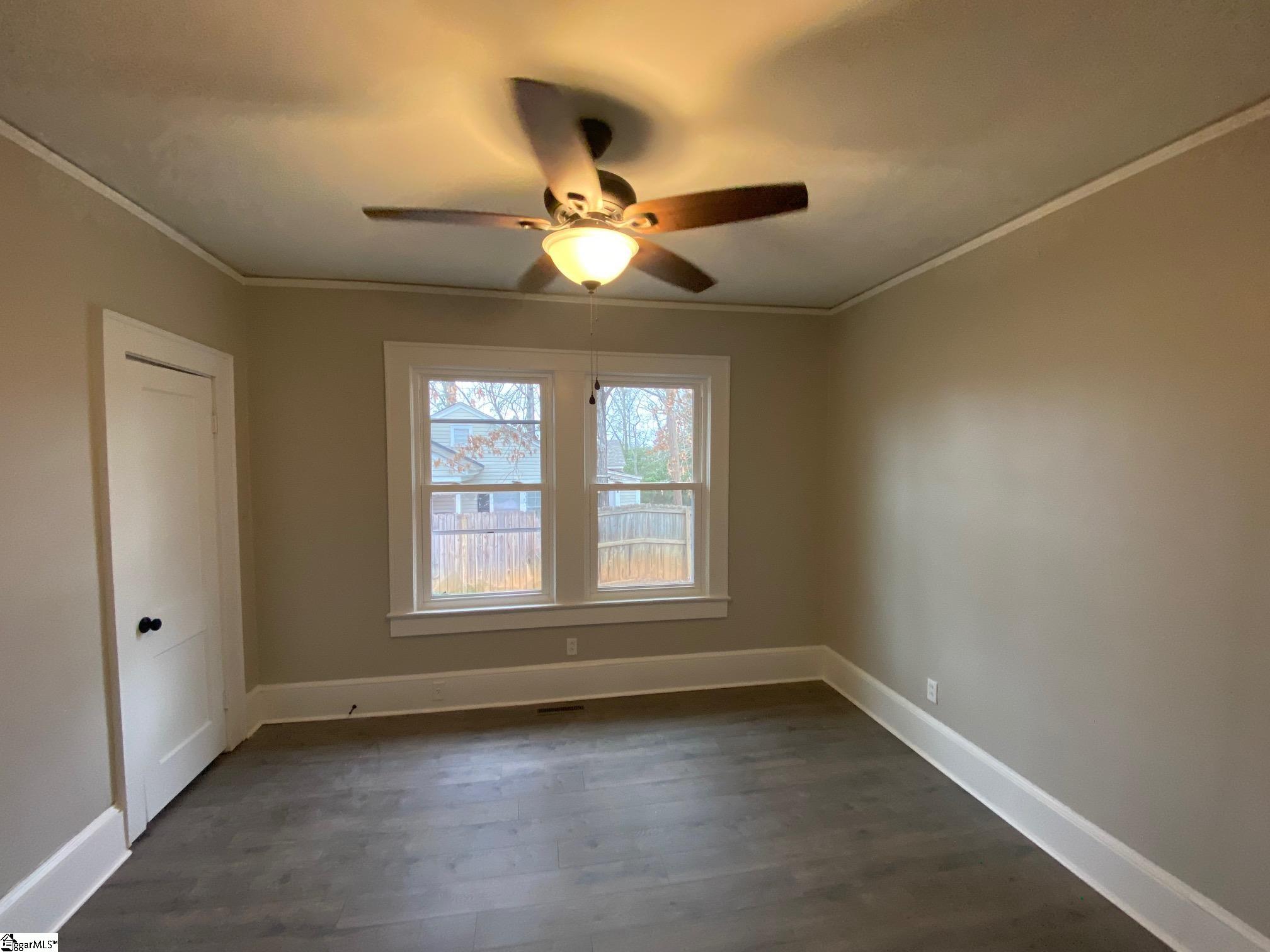 719 Chestnut Street Laurens, SC 29360 - Photo 10 of 17