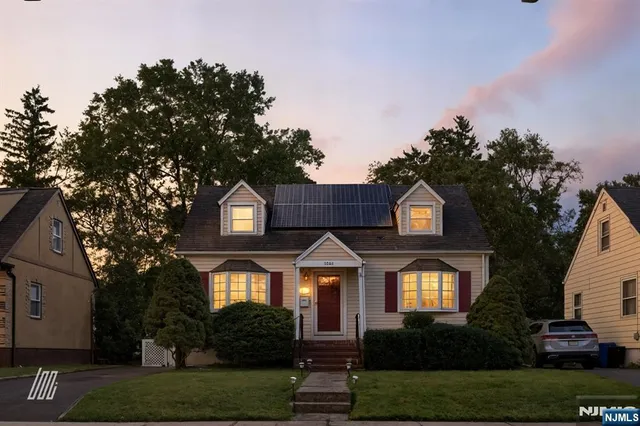 $4,250 | 19-23 Prospect Avenue, Fair Lawn, NJ 07410