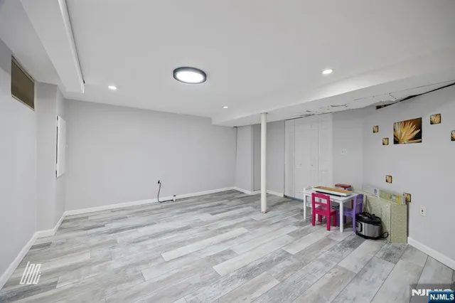 $4,250 | 19-23 Prospect Avenue, Fair Lawn, NJ 07410