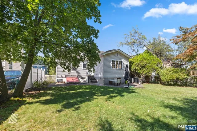 $4,250 | 19-23 Prospect Avenue, Fair Lawn, NJ 07410