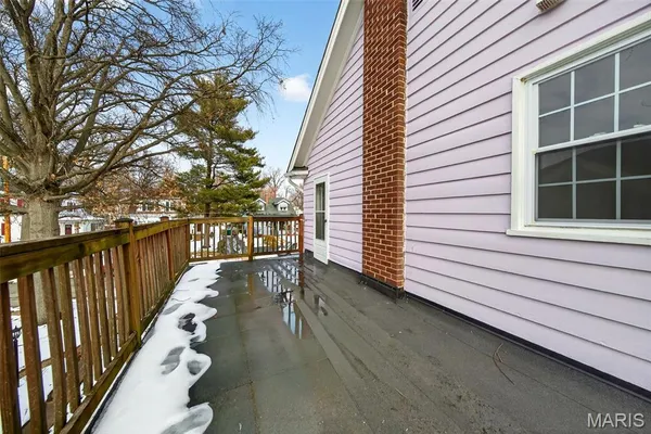 $450,000 | 324 Stark Court, Webster Groves, MO 63119