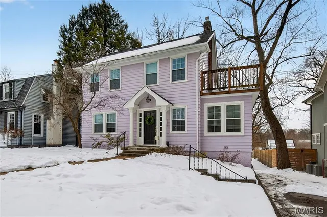 $489,000 | 324 Stark Court, Webster Groves, MO 63119