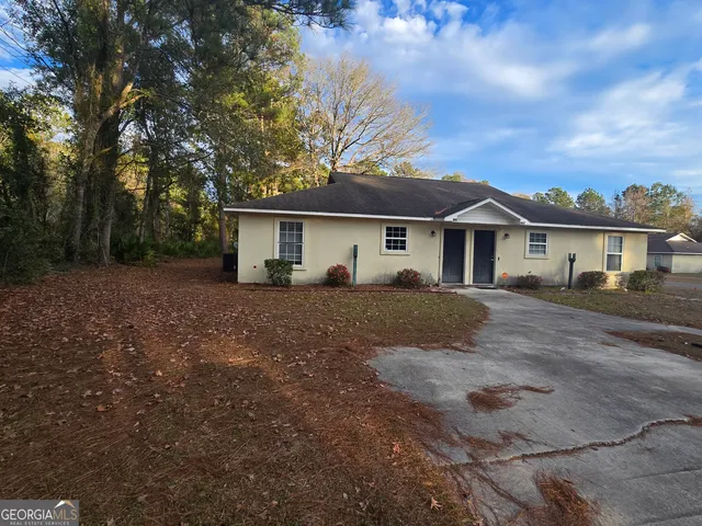 $1,350 | 401 South Ashley Street, Kingsland, GA 31548