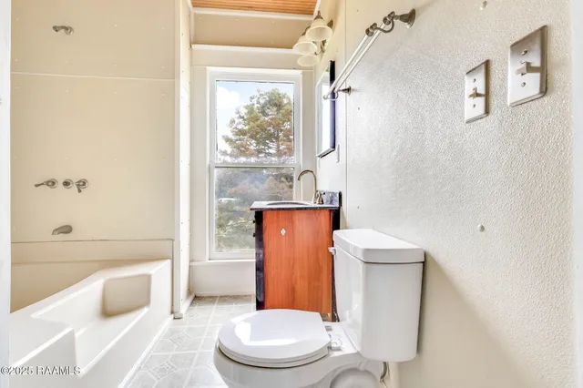 $124,900 | 602 1st Street, Lake Arthur, LA 70549