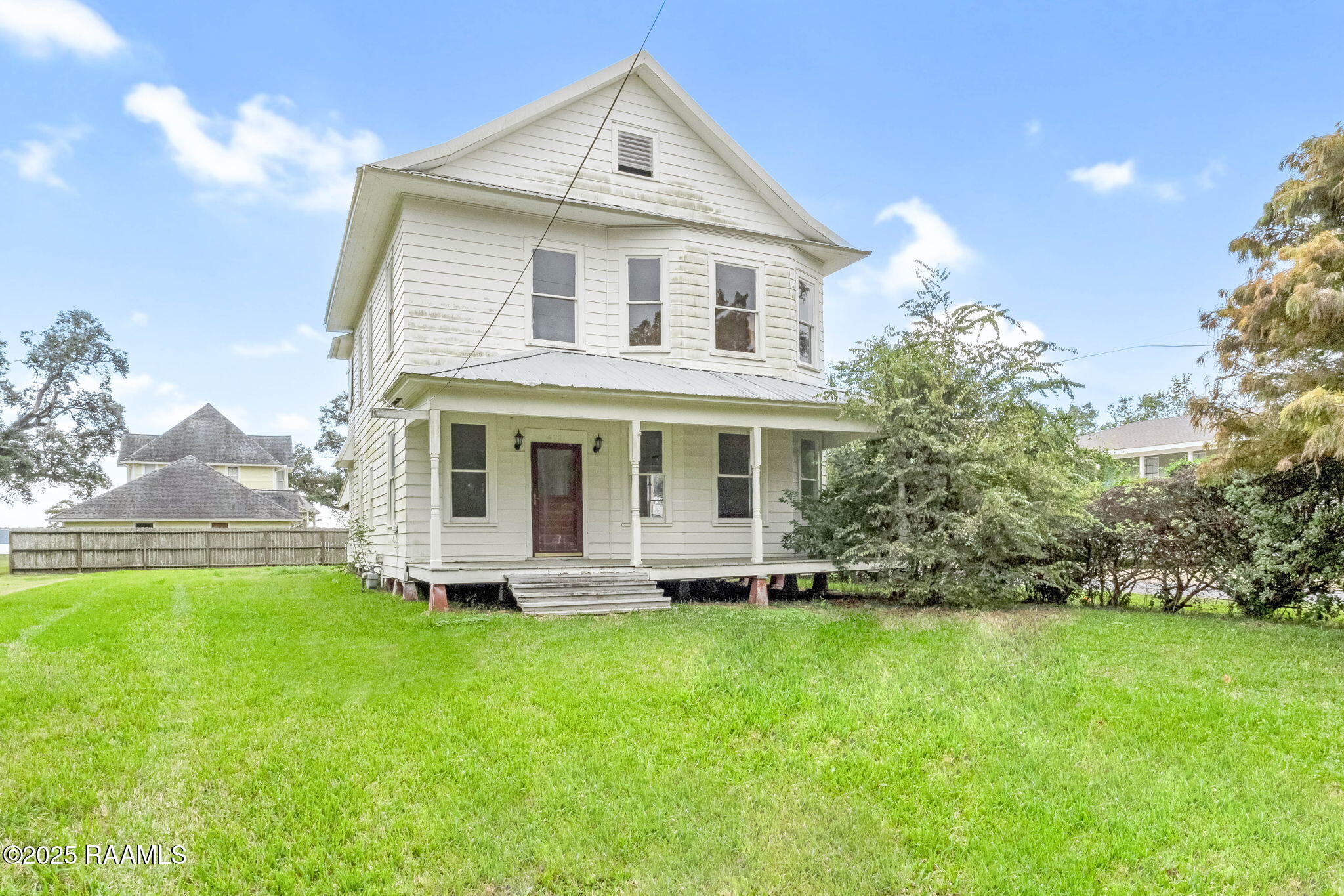 602 1st Street Lake Arthur, LA 70549 - Photo 2 of 17 2-web-or-mls-601 1st st-16