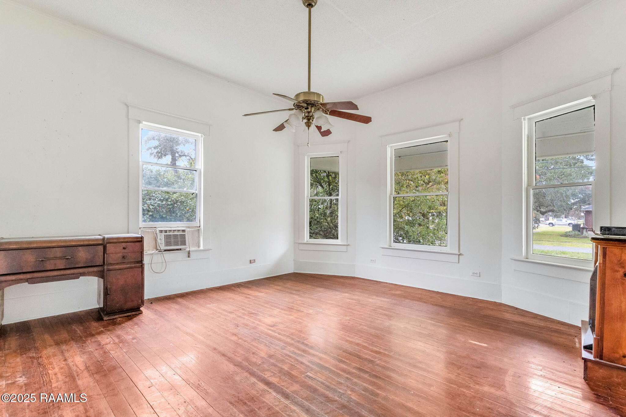 602 1st Street Lake Arthur, LA 70549 - Photo 5 of 17 4-web-or-mls-601 1st st-2