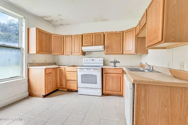 $124,900 | 602 1st Street, Lake Arthur, LA 70549