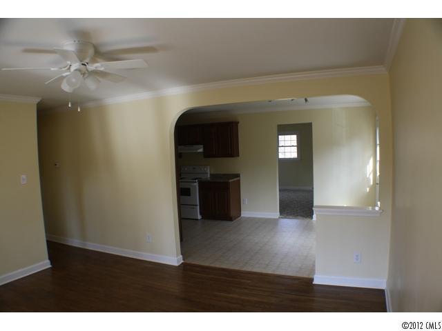 609 Tilden Road Charlotte, NC 28214 - Photo 4 of 14