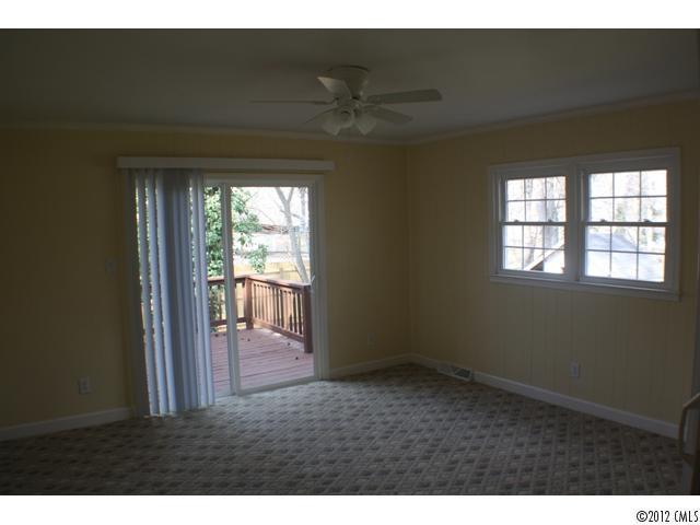 609 Tilden Road Charlotte, NC 28214 - Photo 8 of 14
