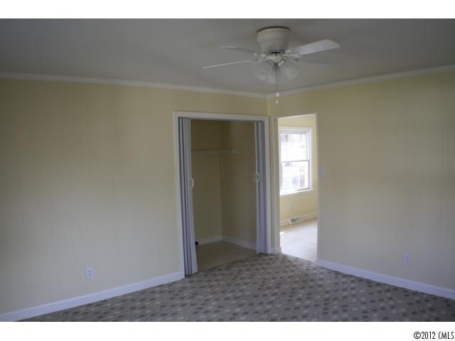 609 Tilden Road Charlotte, NC 28214 - Photo 9 of 14