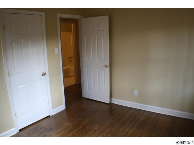 609 Tilden Road Charlotte, NC 28214 - Photo 10 of 14