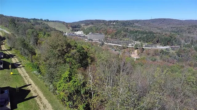 $250,000 | 1 Sunridge Road, Unit H1, Champion, PA 15622