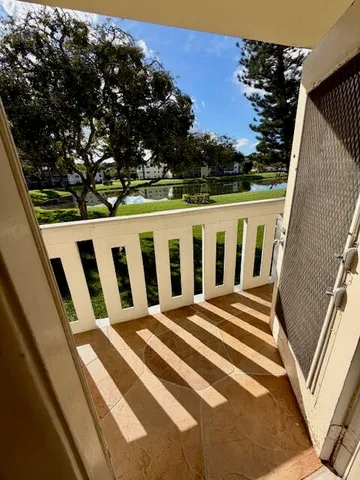 $59,900 | 272 Dorset G, Boca Raton, FL 33434