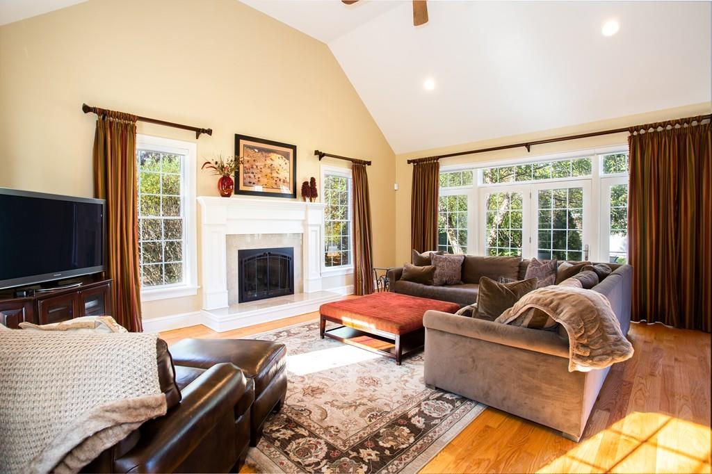 10 Greenwich Road Longmeadow, MA 01106 - Photo 7 of 42 Gallery Image 7