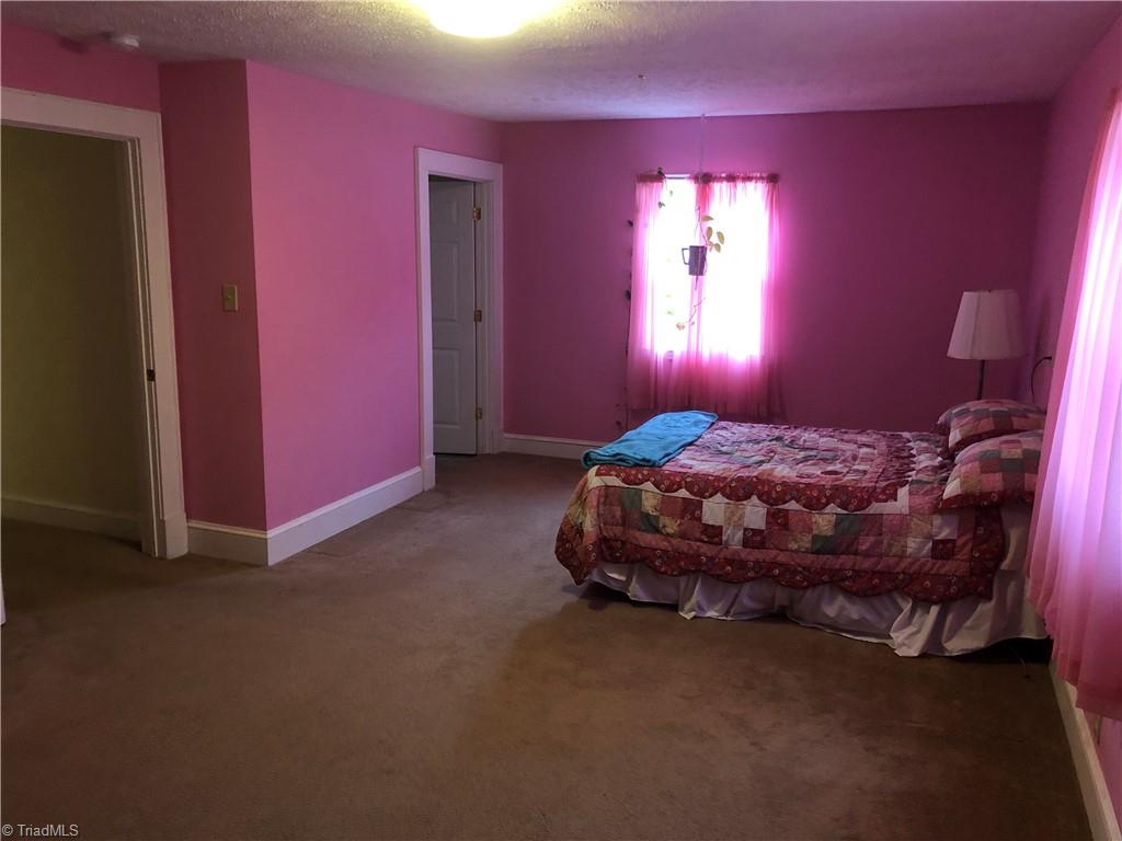 292 Quaker Road Mount Airy, NC 27030 - Photo 13 of 24 Gallery Image 13