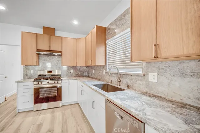 $3,600 | 15889 King, Westminster, CA 92683