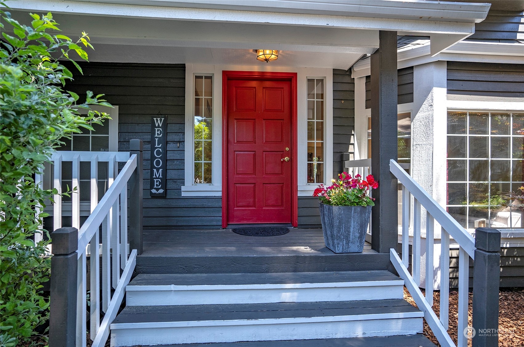 2833 Marietta Street Steilacoom, WA 98388 - Photo 3 of 40