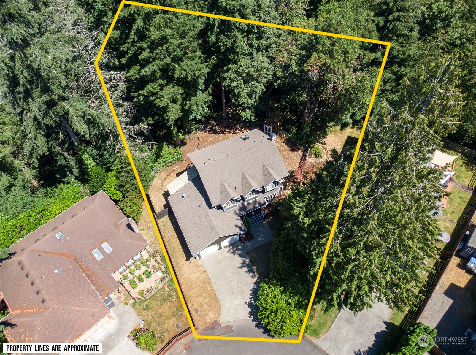 2833 Marietta Street Steilacoom, WA 98388 - Photo 37 of 40 an aerial view of swimming pool