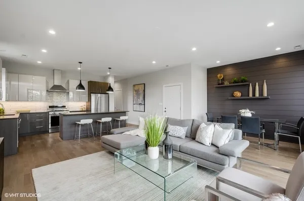 $2,800 | 6242 South Greenwood Avenue, Unit 4S, Chicago, IL 60637