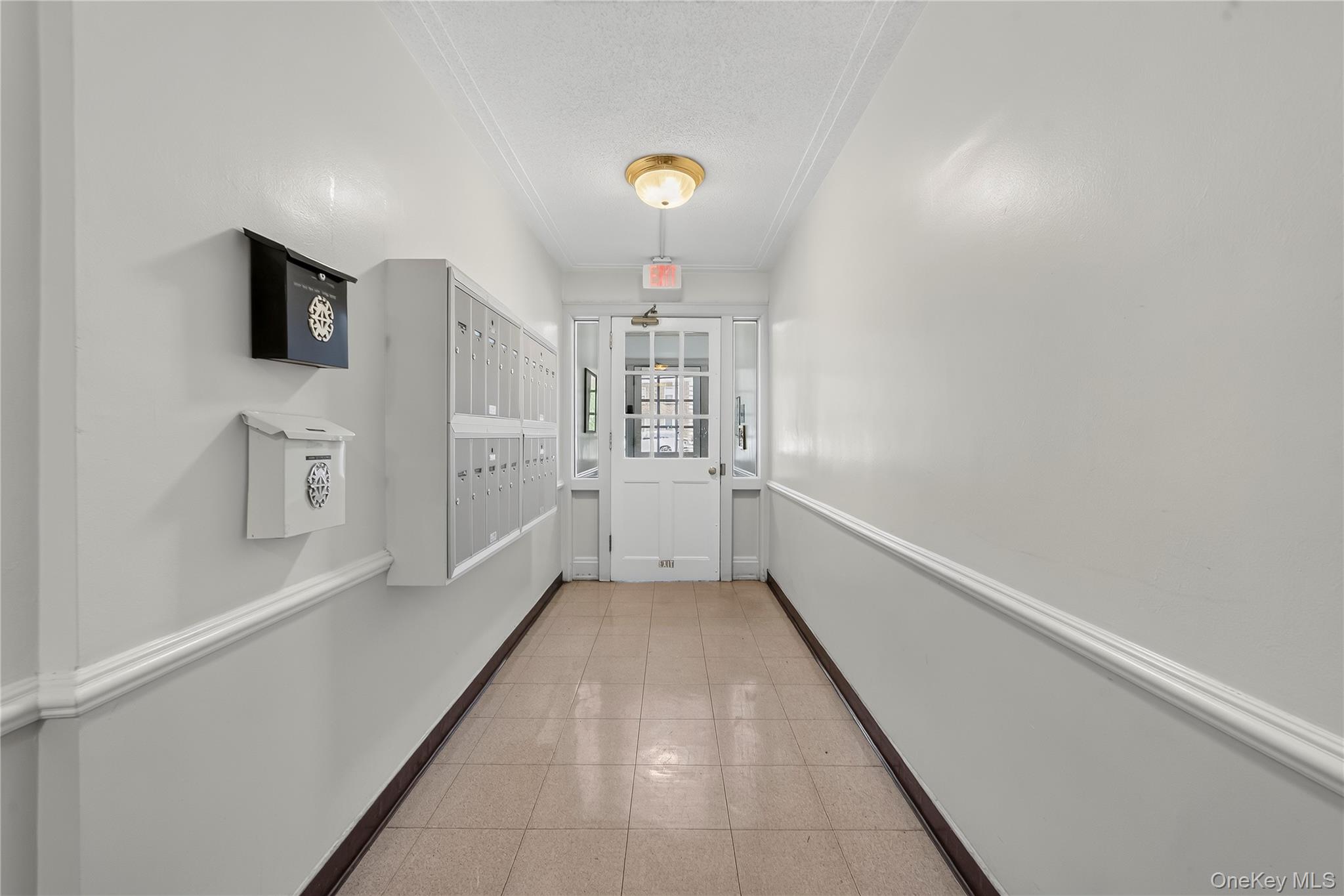 793 Palmer Road, Unit 2F Bronxville, NY 10708 - Photo 2 of 24