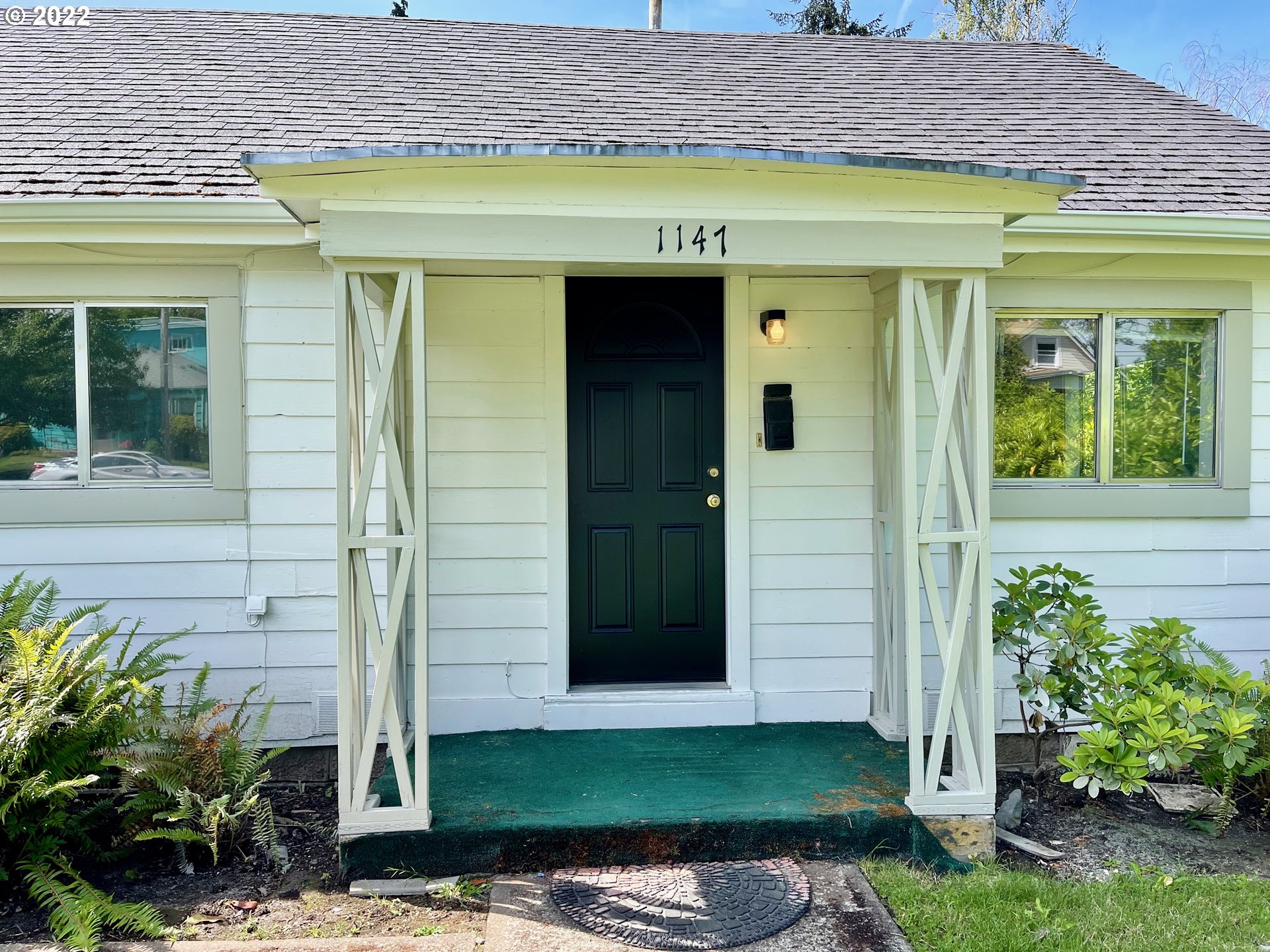 1147 F Street Springfield, OR 97477 - Photo 4 of 32 a view of a entryway door front of house